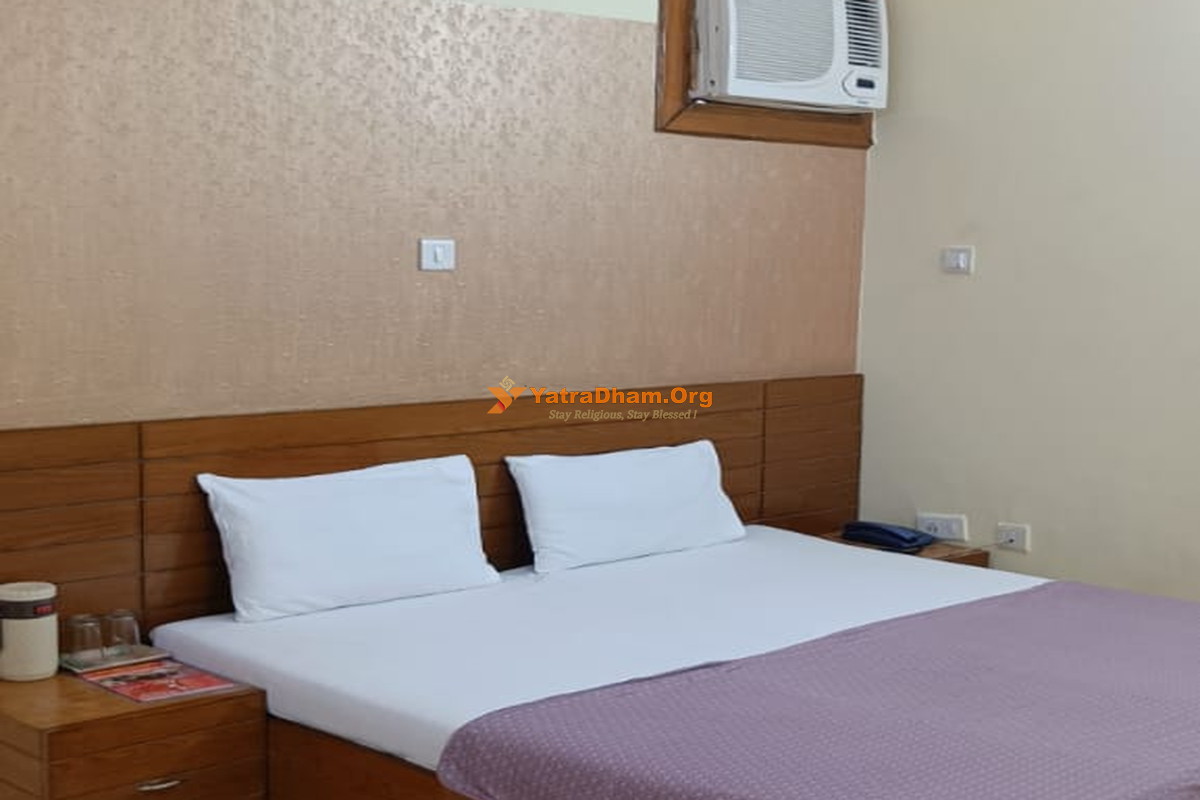 Parmarth Nikunj Bhavan Vrindavan 2 Bed Room