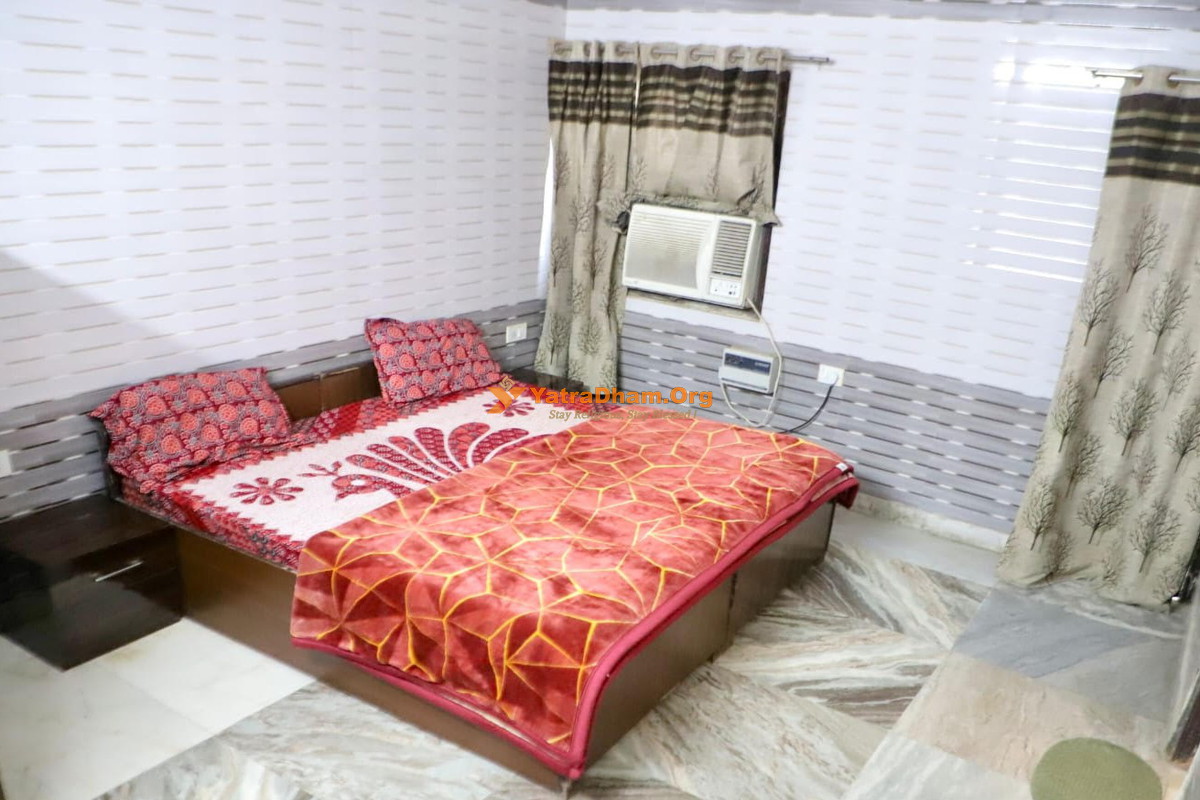 Mithila Kunj Bhavan Vrindavan 2 Bed Room