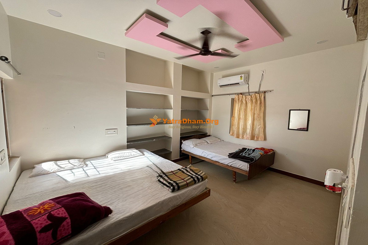 Prem Pravah Banglow Dwarka Room View