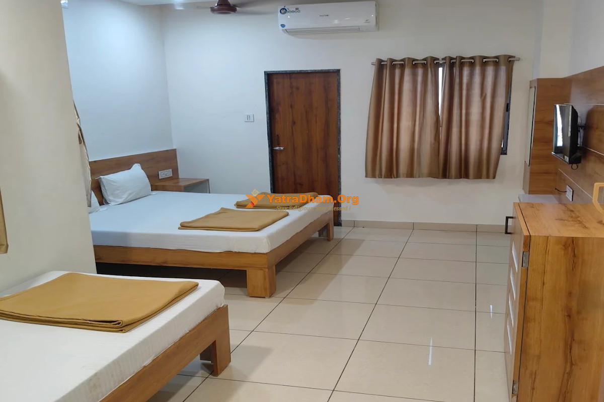 Ayodhya Bhavan Dwarka Room View