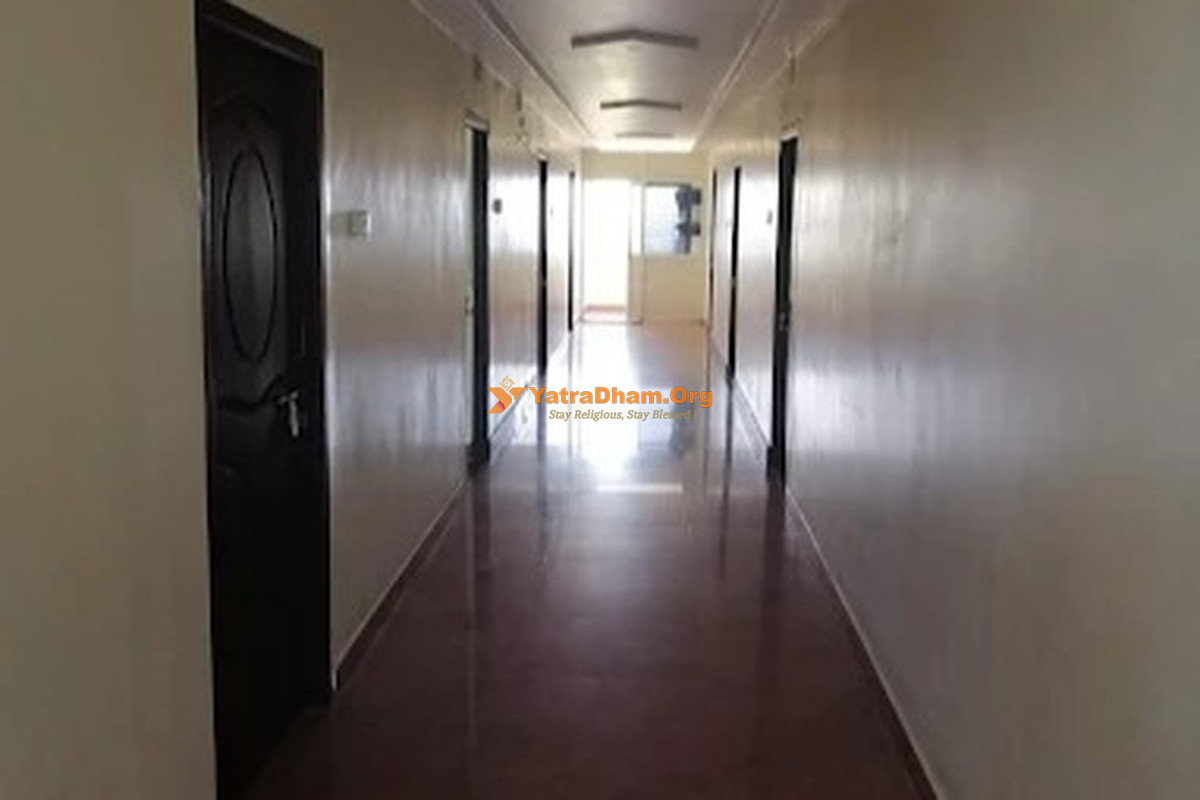 Nischala Grand Lodge Mangalagiri Room View