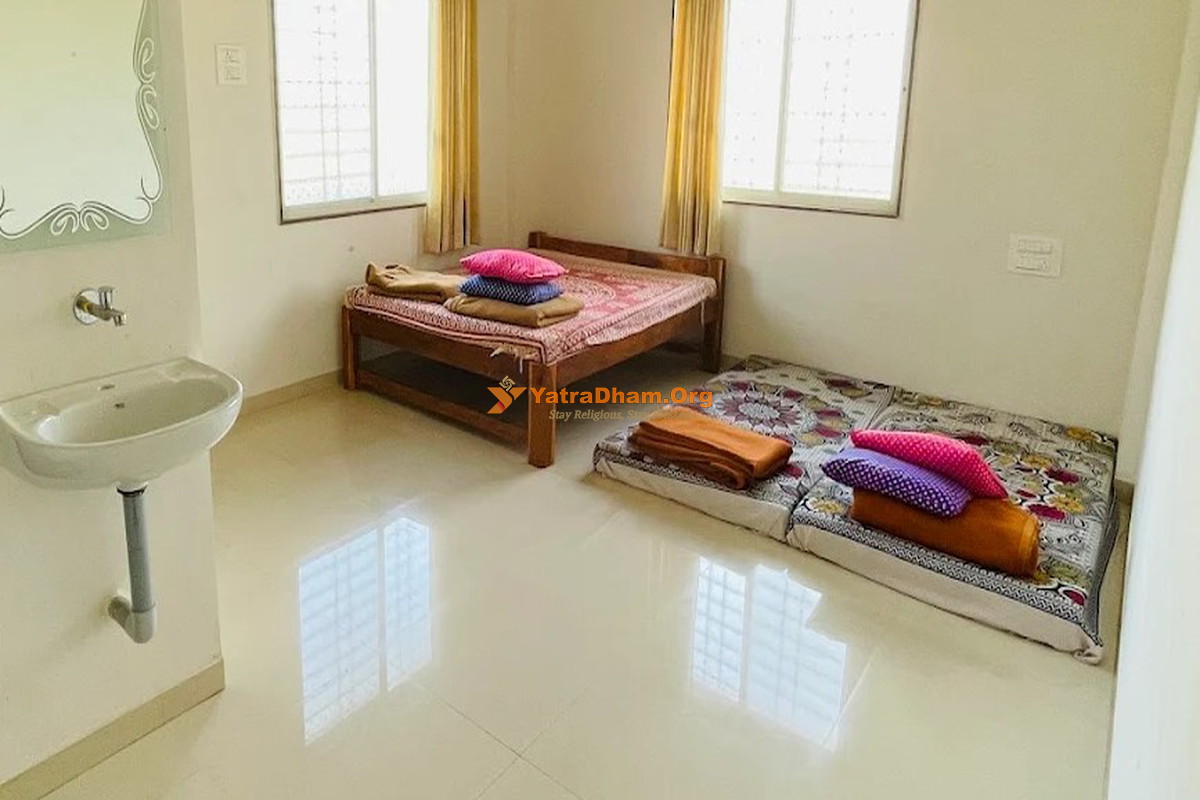 Swayambhu Yatri Niwas Adamapur Room View