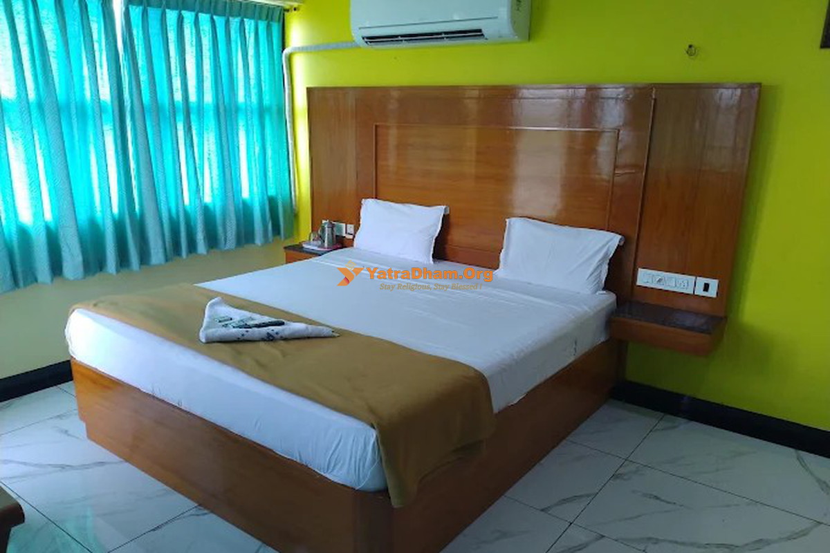 Hotel Staar World Kanyakumari Room