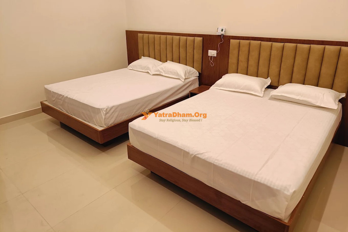 Hotel Yathra Atithya Dharmasthala 3 Bed Room