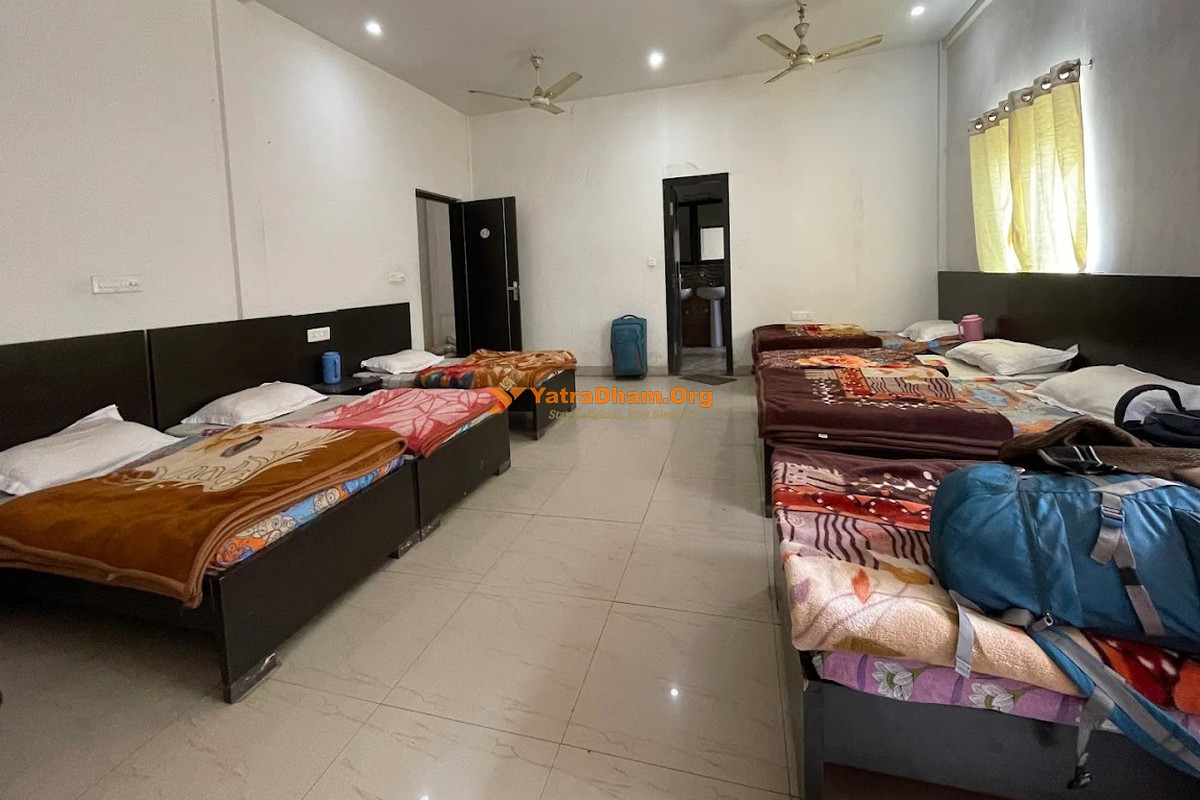 Sonprayag (GMVN) - Rudraprayag Dormitory Hall View