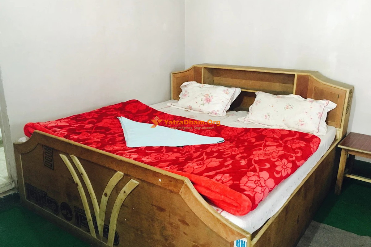 Hotel Preetam - Ghangaria 2 Bed Room View