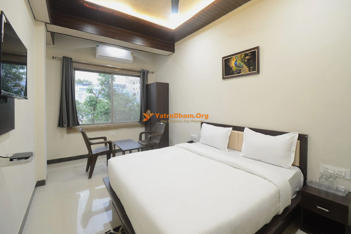 Hotel Shree Dhwaja Inn Nathdwara 2 Bed Room View