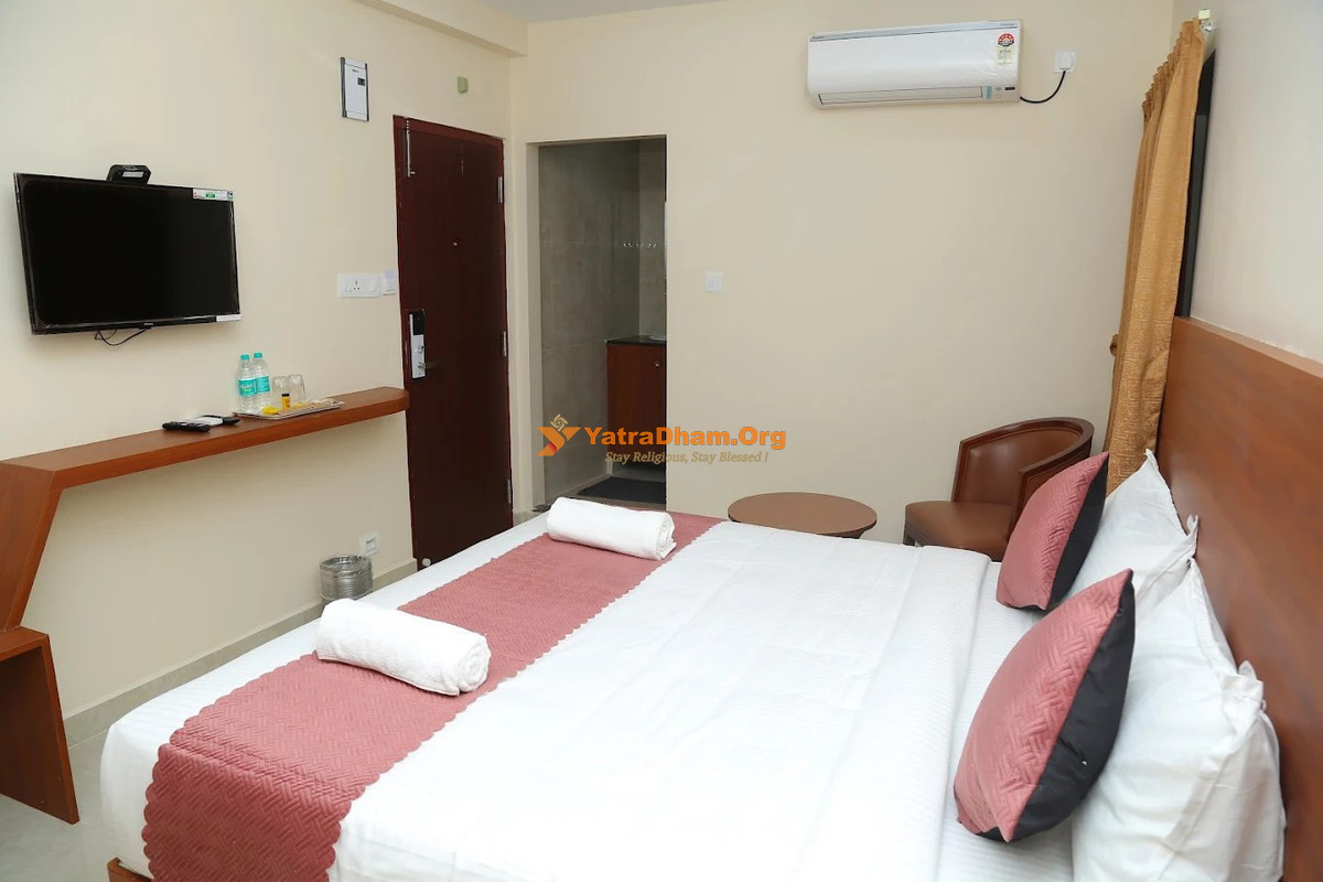 Hotel Balaji Green Park - Tirupati 2 Bed Room View