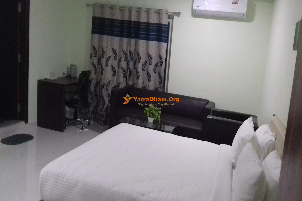 Hotel Vijetha Inn Srikakulam 2 Bed Room
