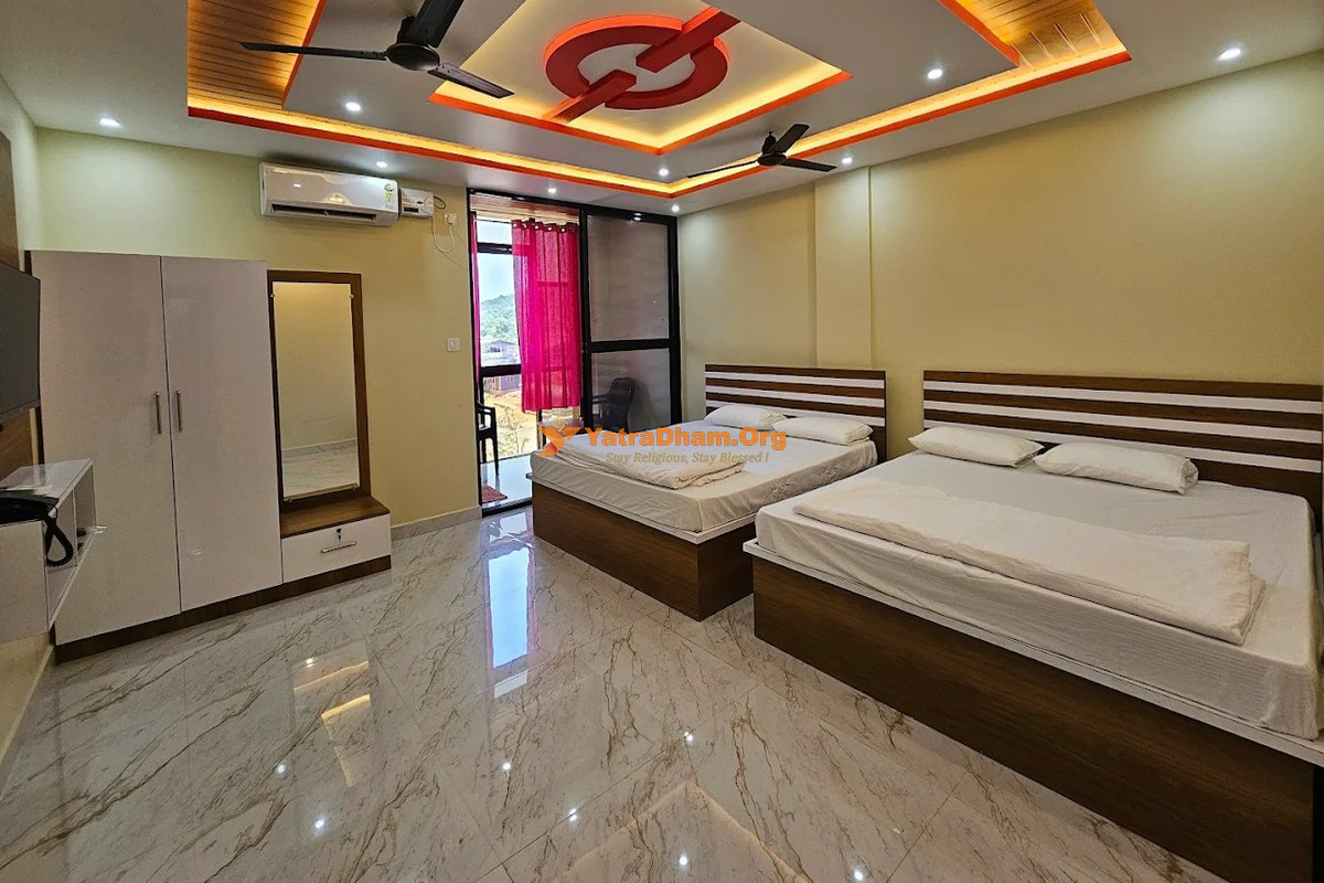 Ashwini Hotel and Lodging Sirsi 4 Bed Room View