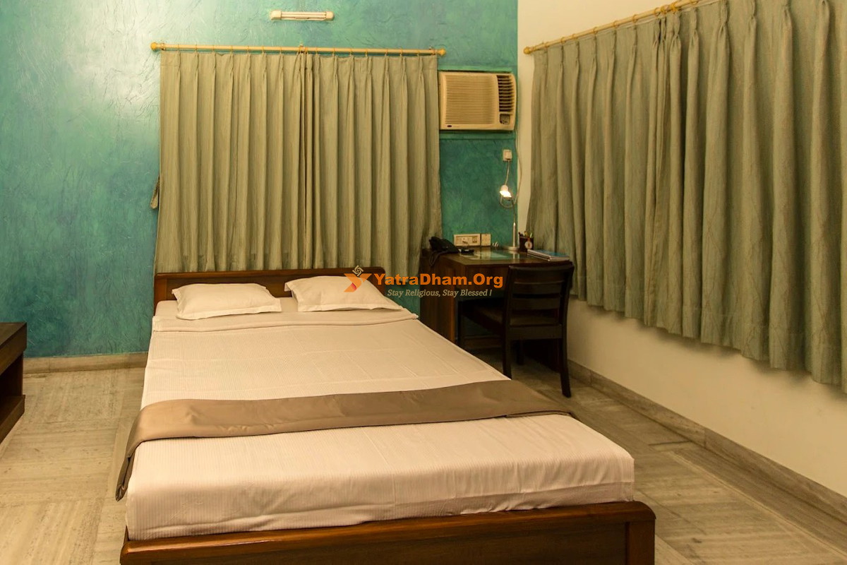Dorota House - Kolkata 2 Bed Room View