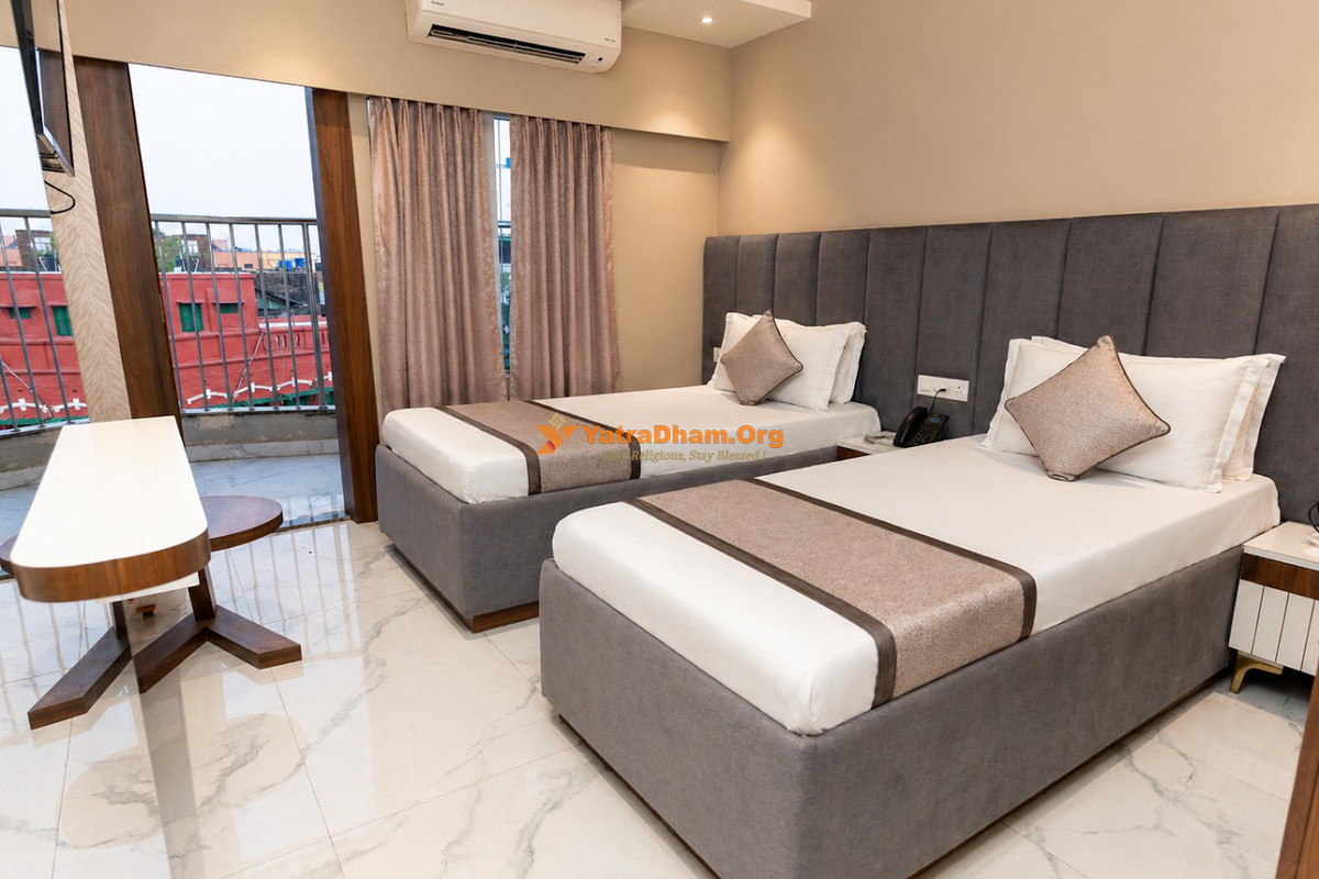 The Universe Banquets And Rooms - Kolkata 2 Bed Room View