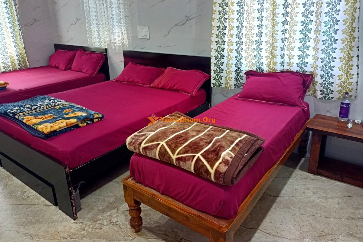 Rayara Karune Home Stay Mantralaya - Mantralayam 4 Bed Room View