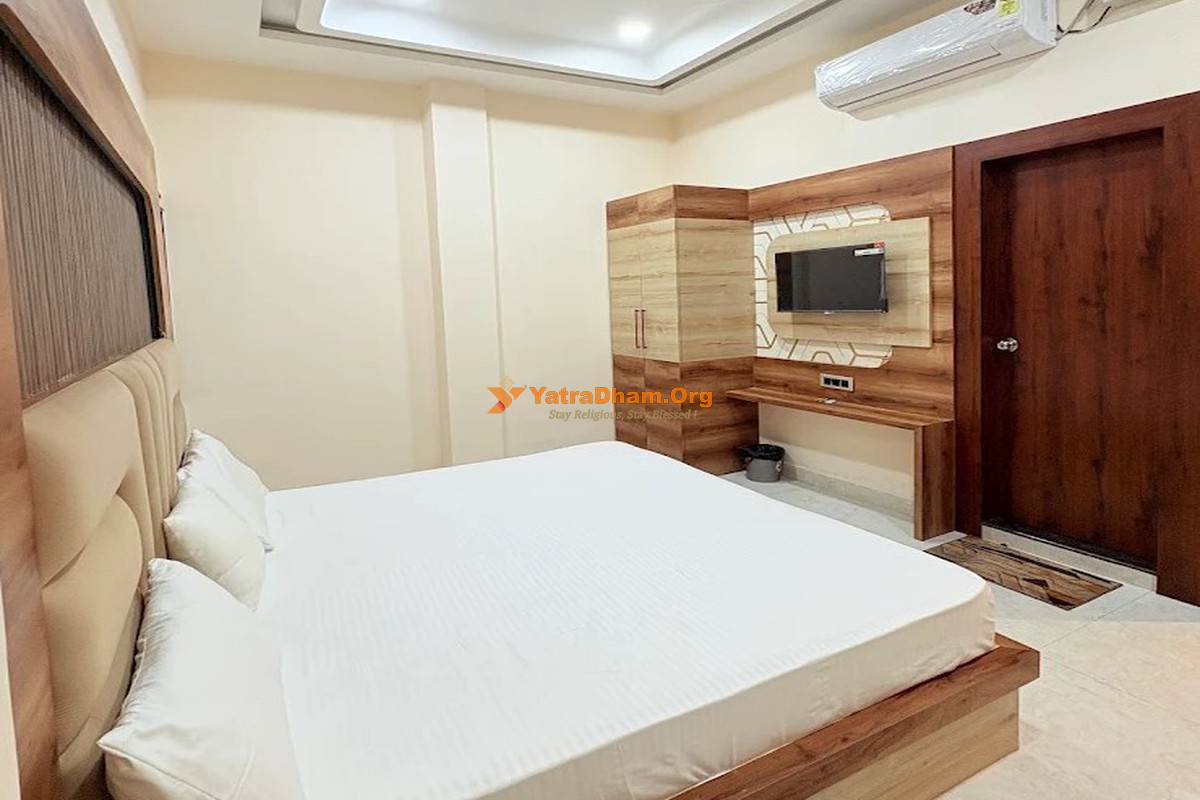 Baglamukhi Hilton Hotel & Restaurant - Datia 2 Bed Room View