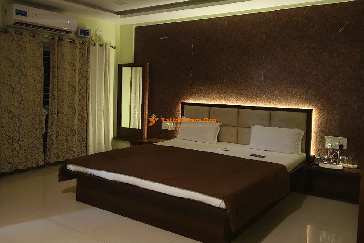 Hotel Majestic Rajapur 2 Bed Room View