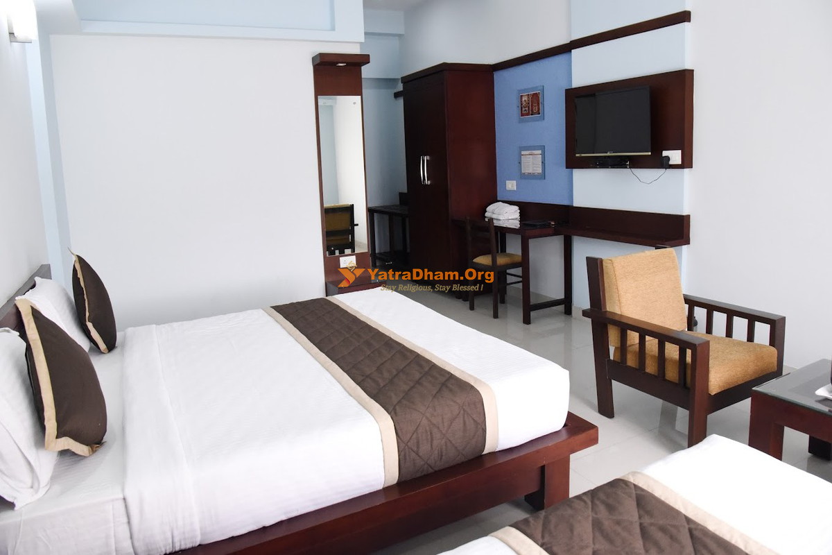 Hotel Akshayadhara Subramanya 3 Bed Room