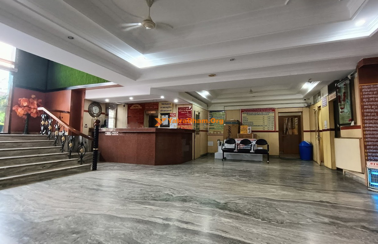 Jammu Yatri Bhawan Trust  Haridwar 3 Bed Super Deluxe AC Room View