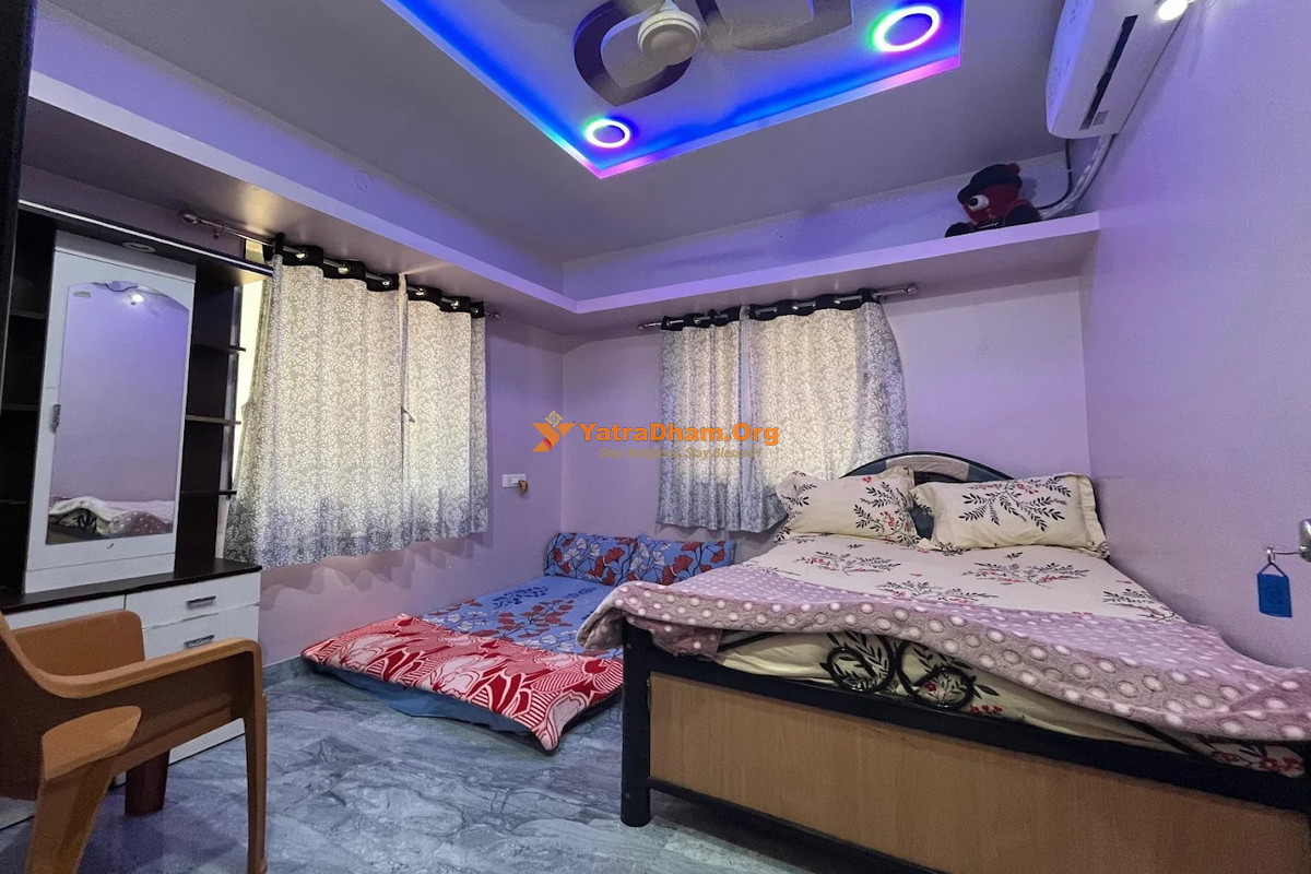 Shrishailam Farm & Yatri Niwas Akkalkot Room