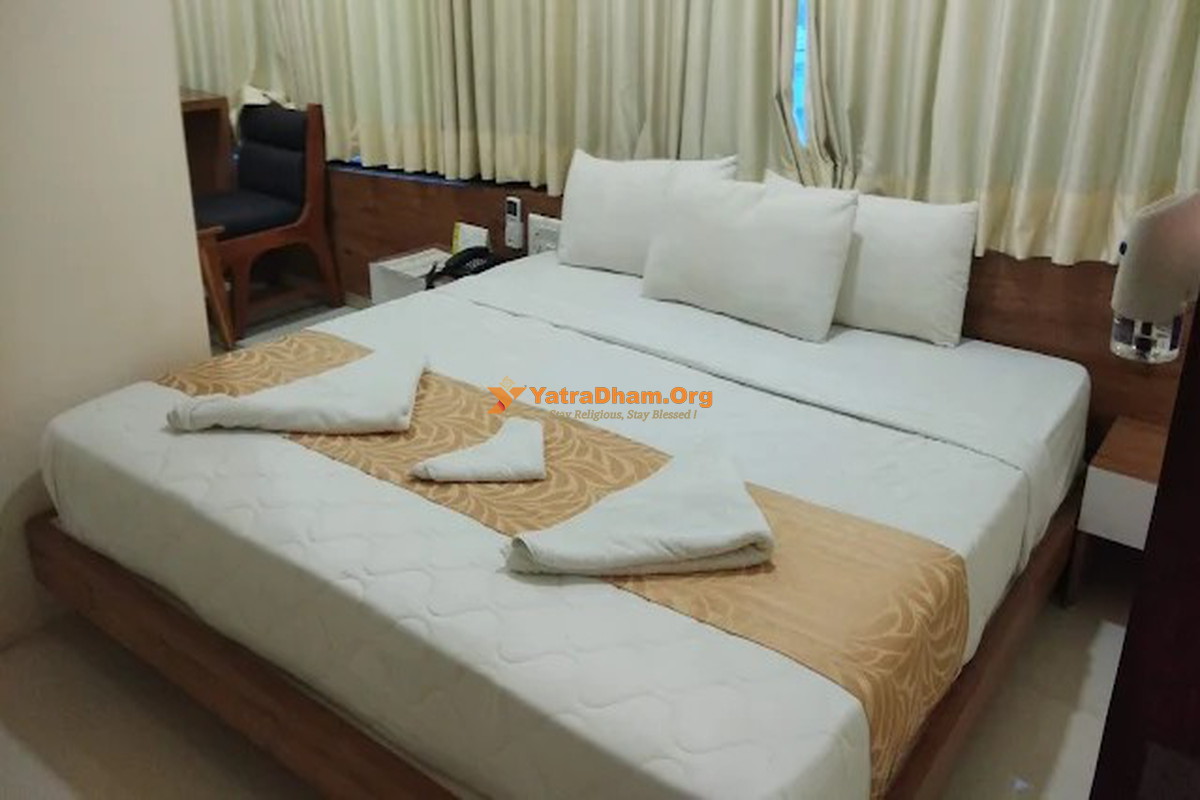 The Grand Raveta Patan Room