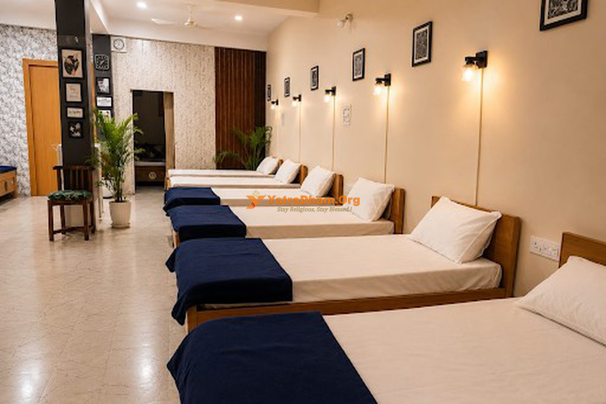 Rahat Dormitory Bhopal 8 Bed Dormitory