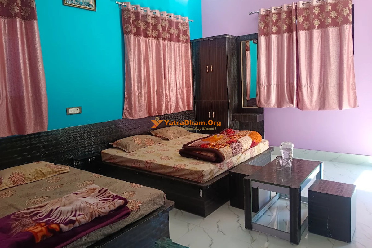 Rudder Home Stay - Dhari Devi Temple 4 Bed Room 