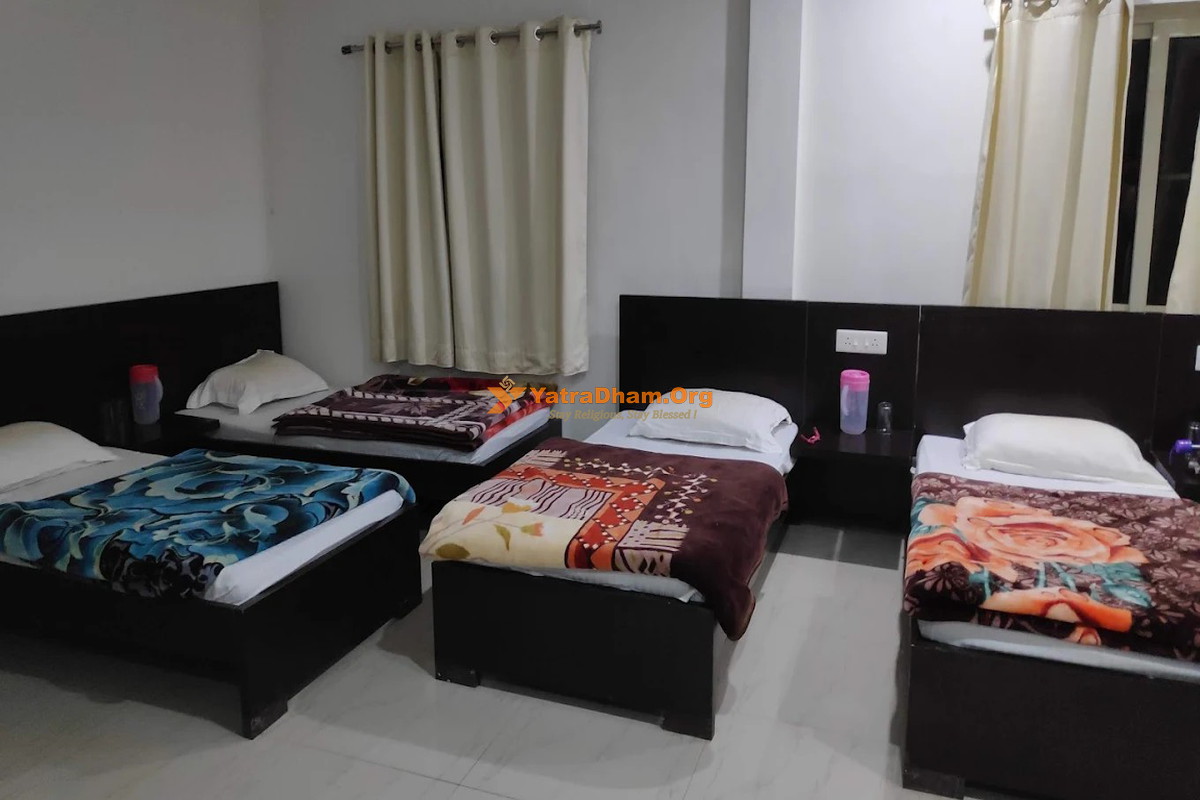 Sonprayag (GMVN) - Rudraprayag Dormitory Hall View
