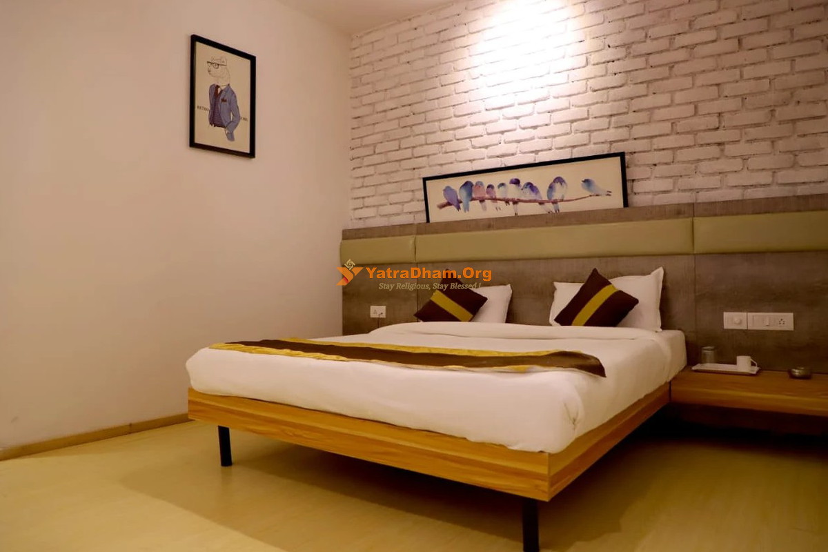 Hotel Abinand Grand Hyderabad 2 Bed Room