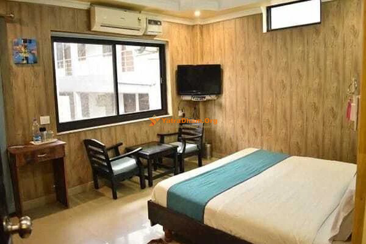Hotel Leisure Palace - Rishikesh 2 Bed Room View