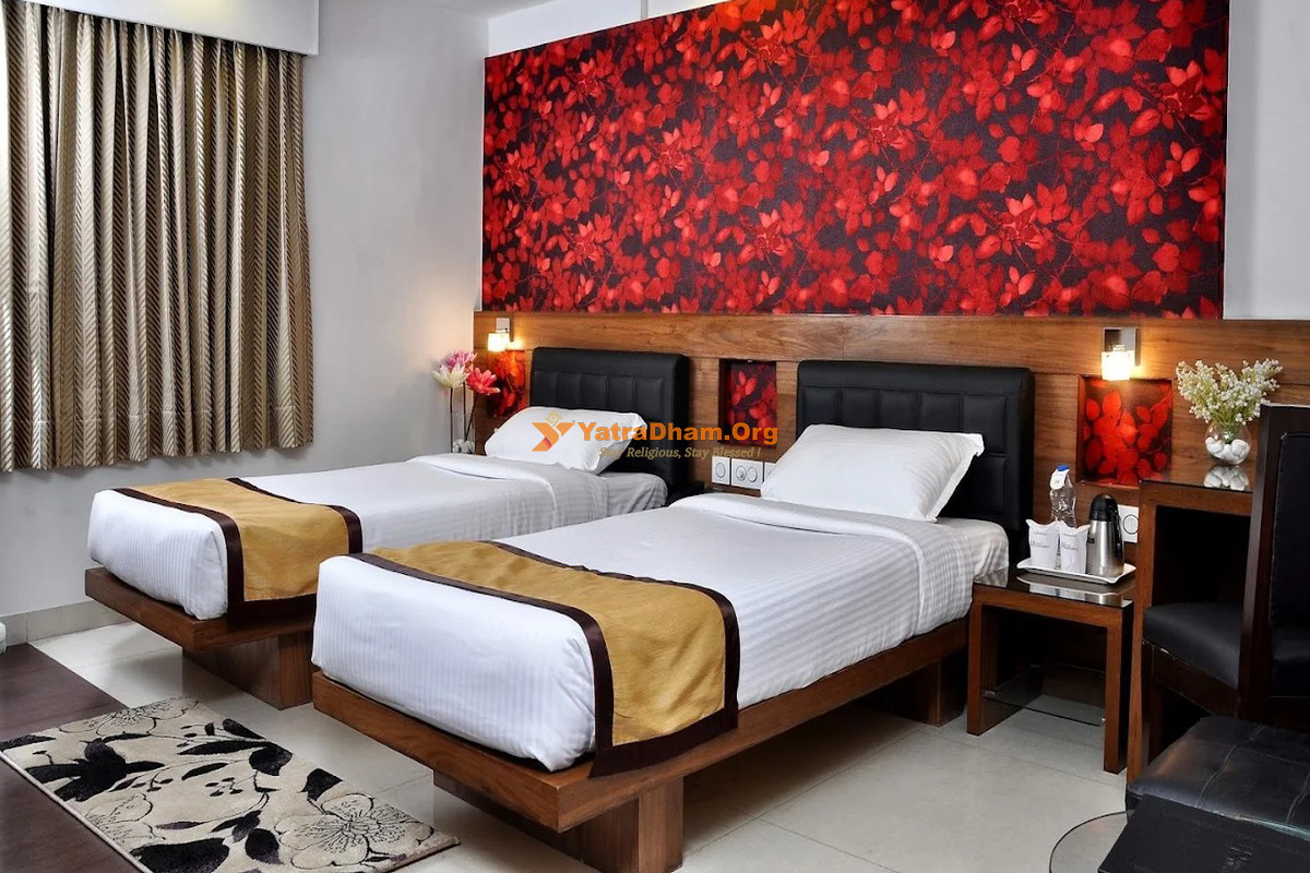 Hotel Niharika - Kolkata 2 Bed Room View
