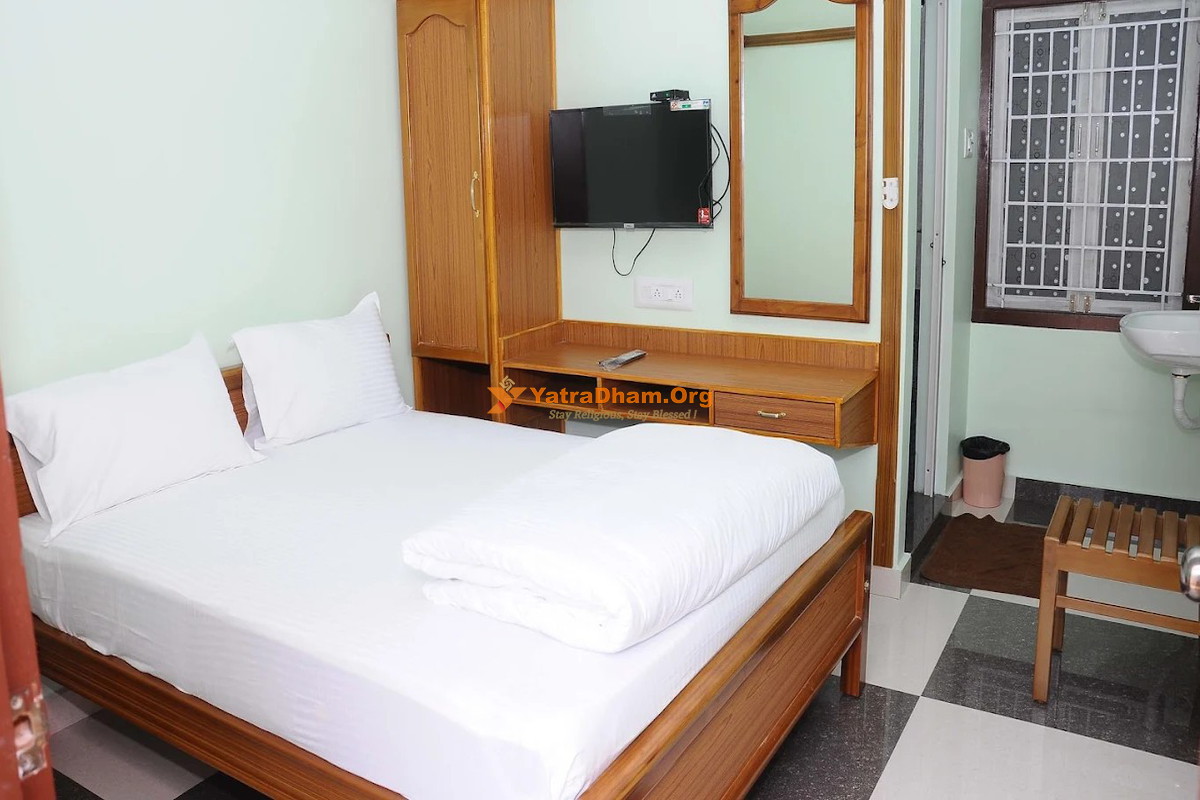 Sivans Inn Lodge - Tiruchendur 2 Bed Room View