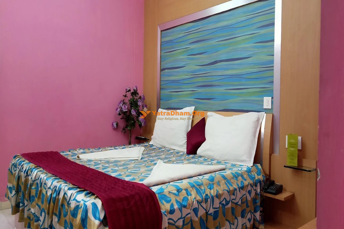 Hotel Barbareek - Shillong 2 Bed Room View