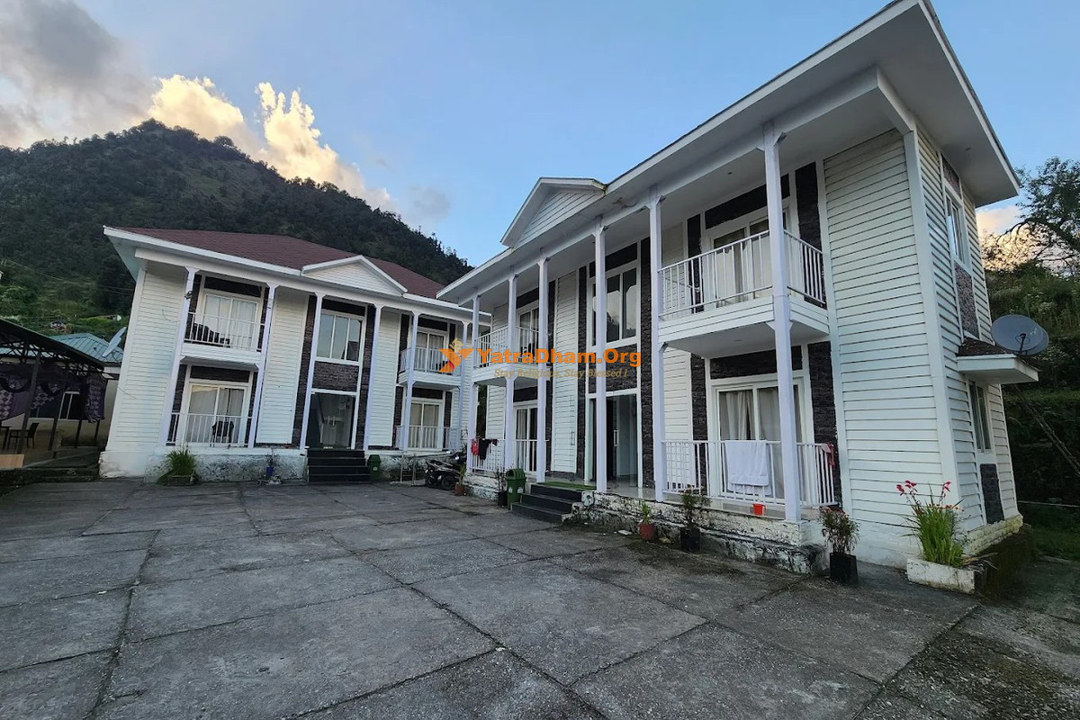 Shiv Gaura Tourist Complex (GMVN) - Triyuginarayan Building View