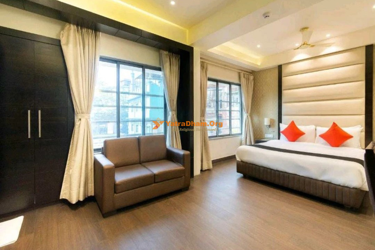 Hotel Radiant - Kolkata 2 Bed Room View