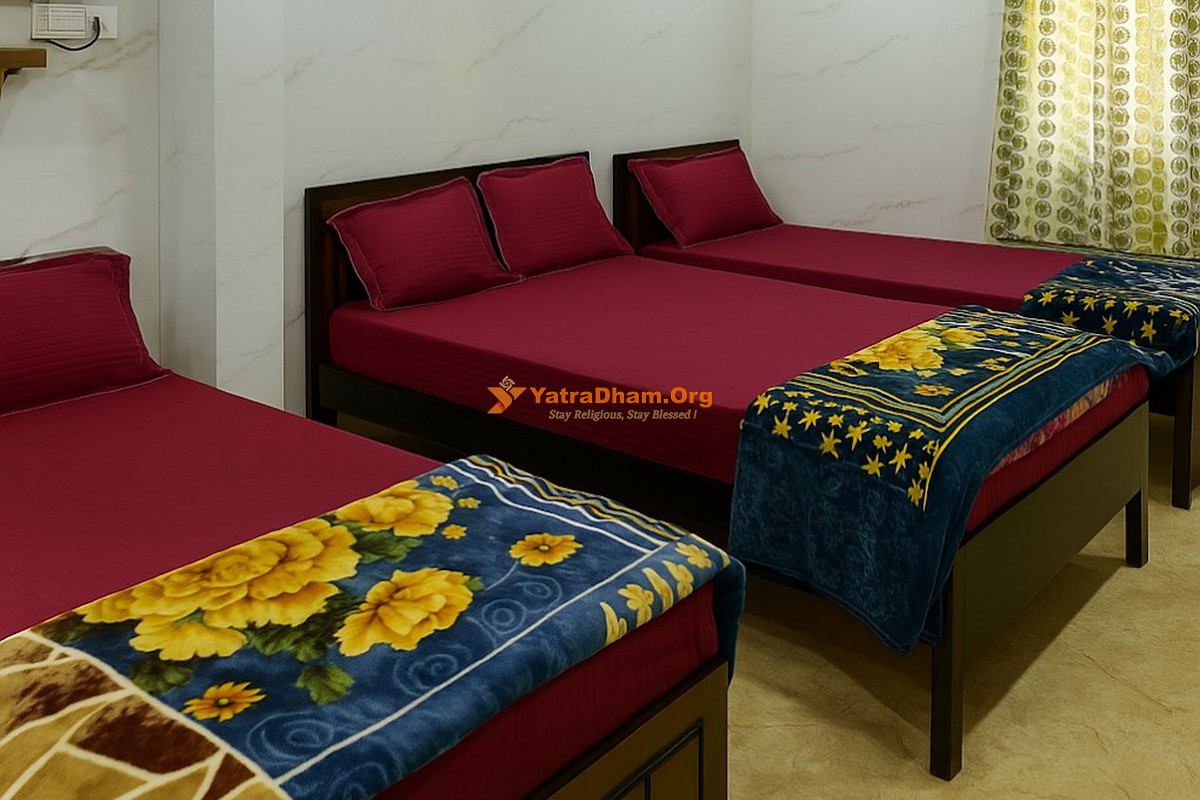 Rayara Karune Home Stay Mantralaya - Mantralayam 4 Bed Room View