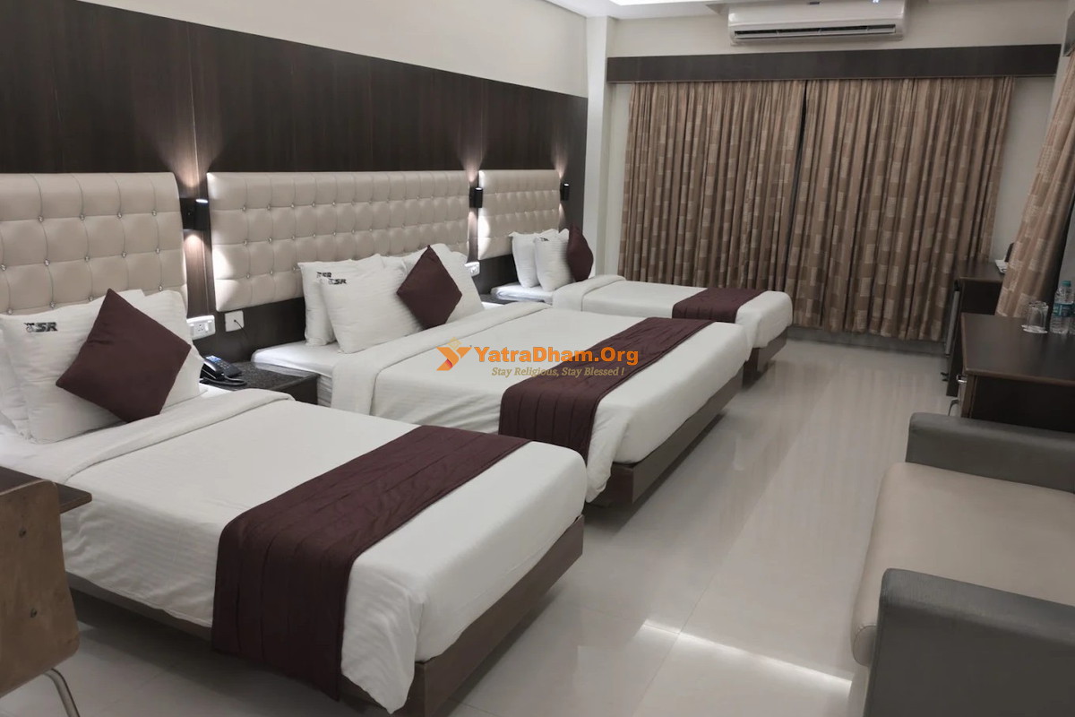 Hotel S R - Tiruchendur 4 Bed Room View