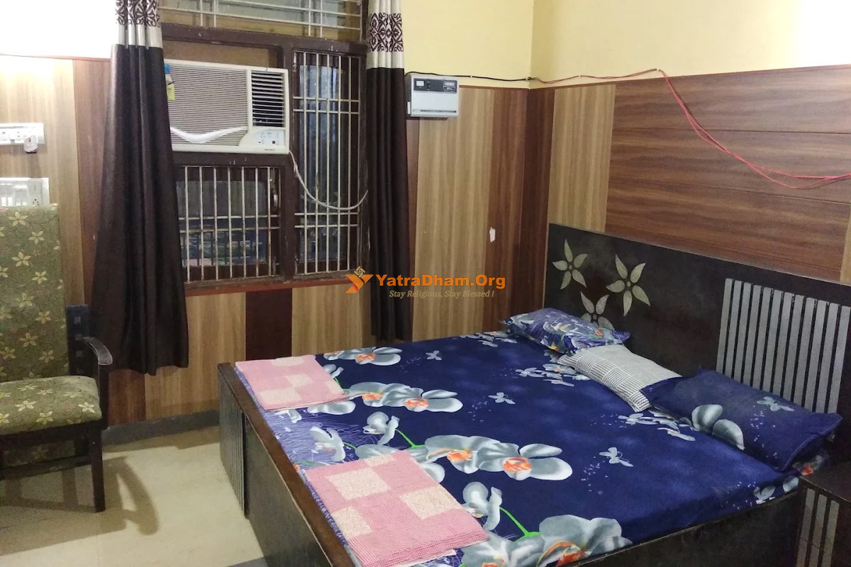 Shri Ram Balaji Bhavan Dharamshala Mehandipur Room View