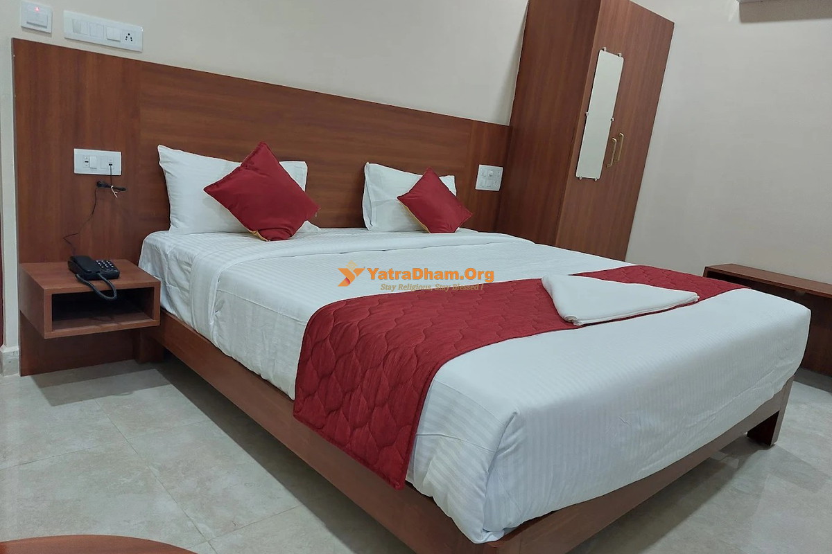 Hotel Balaji Green Park - Tirupati 2 Bed Room View
