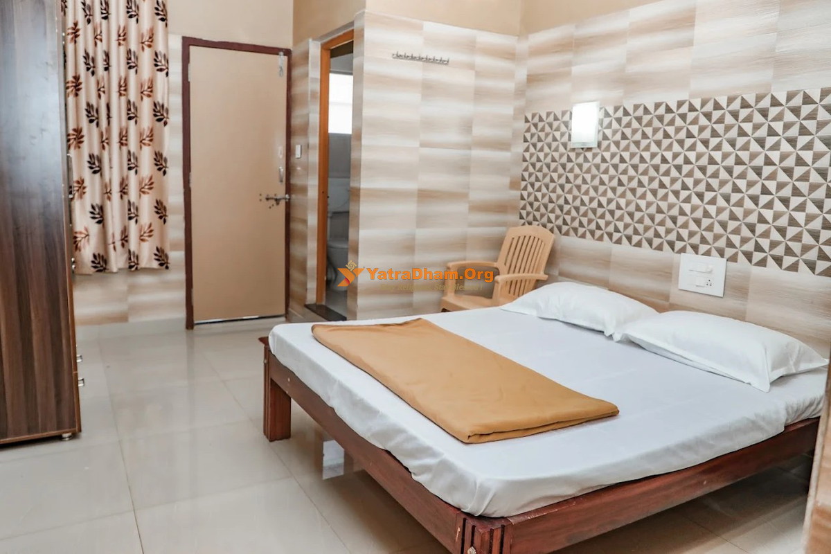 Shree Matha Residency Boarding and Lodging Hornadu 2 Bed Room View