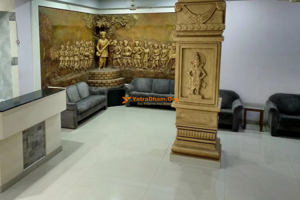 Hotel Aishwarya Pandharpur 2 Bed Room