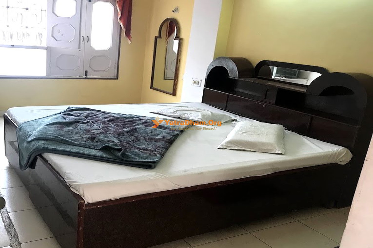 Hotel Shreeji Darshan Nathdwara 2 Bed Room