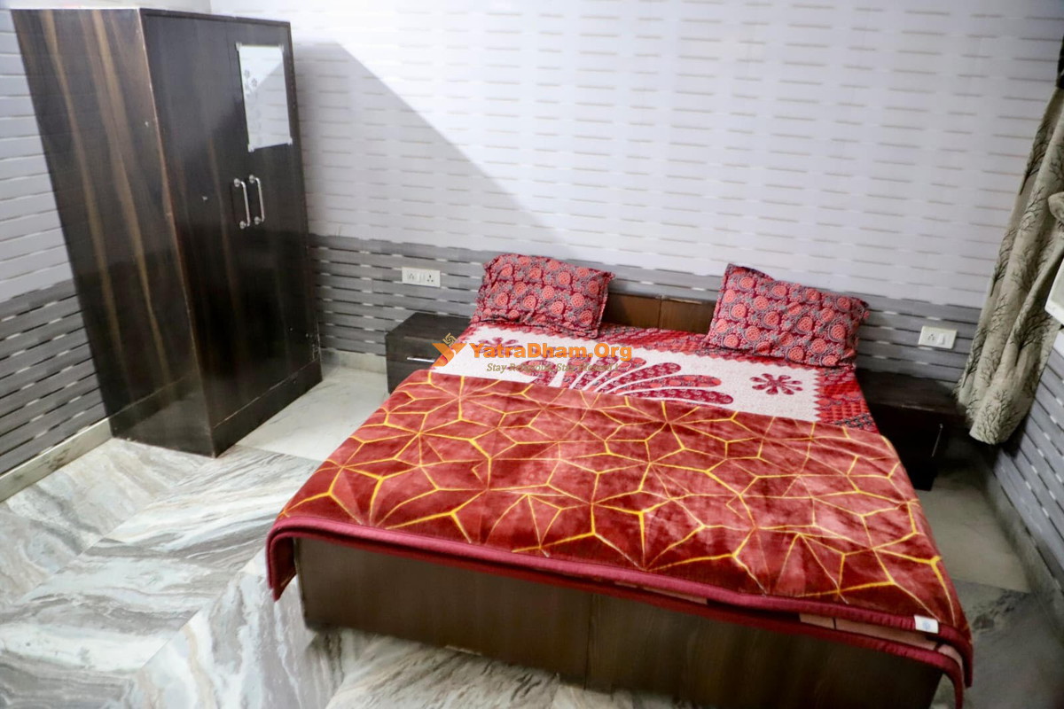 Mithila Kunj Bhavan Vrindavan 2 Bed Room