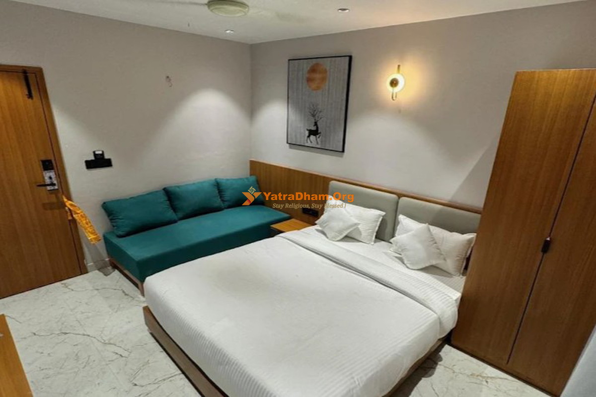 Hotel Vantara Inn Dwarka Room View