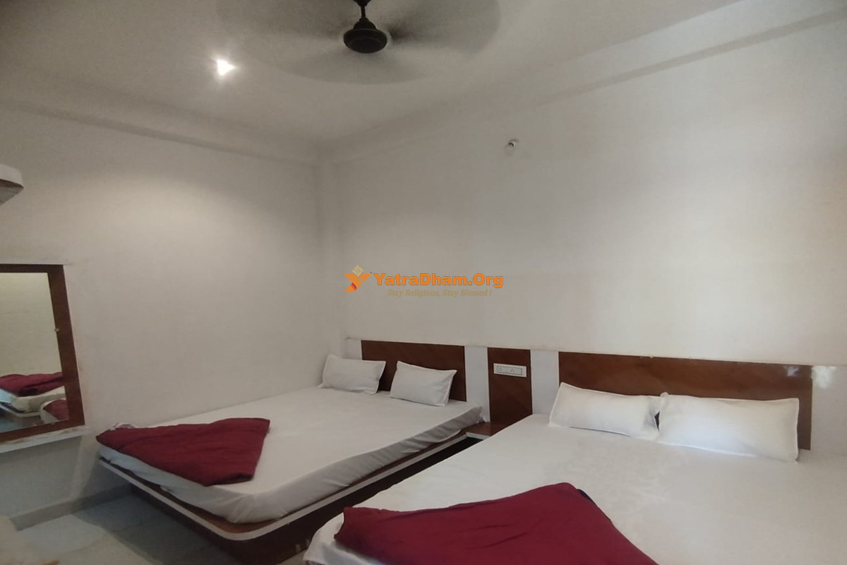 Hotel Tanisha Inn Omkareshwar  Room