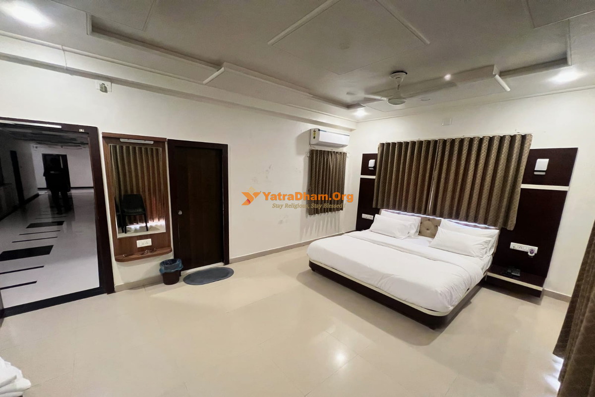 Hotel Rudra Plaza Dwarka Room View