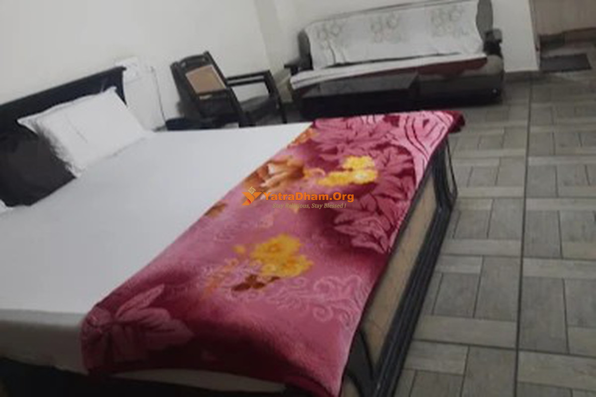 Nischala Grand Lodge Mangalagiri Room View