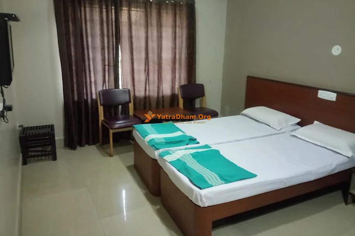 Samrat Guest House Sirsi Room