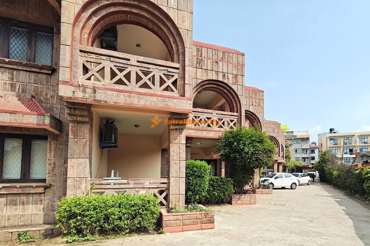 Dalamia Atithi Vihar Jagannath Puri Parking & Building