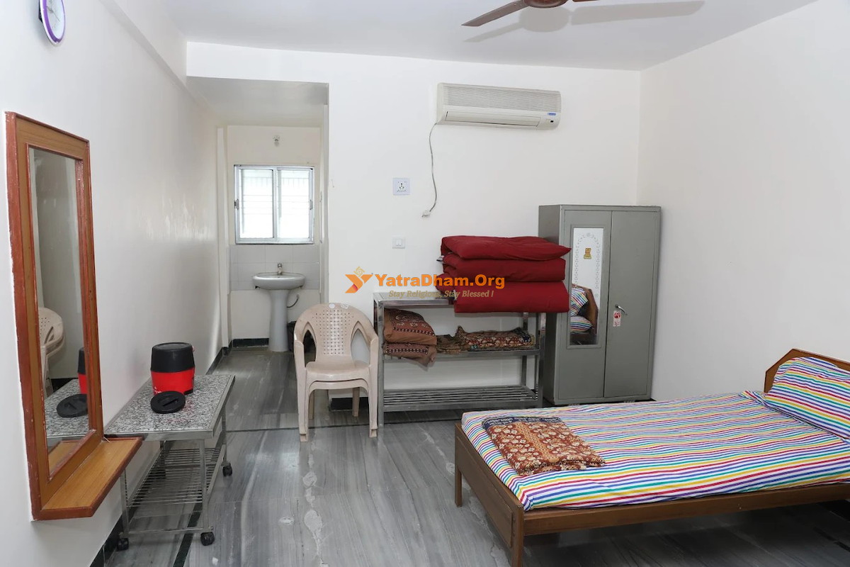 Bhai Bahen Jain Dharamshala Palitana Room View
