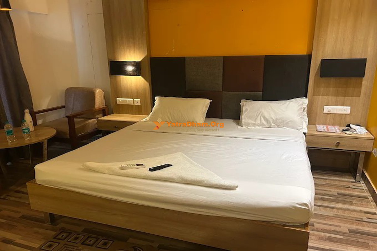 Haritha Beach Resort (APTDC) Suryalanka Room