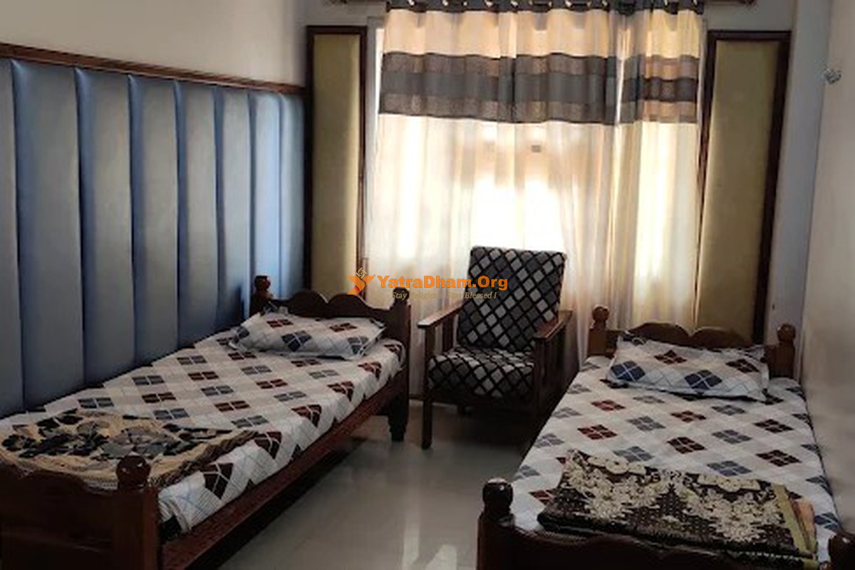 Samrat Guest House Sirsi Room